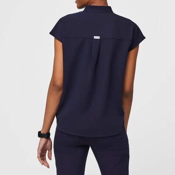 Figs Rafaela Oversized Scrub Top Navy Blue Size XL - Picture 2 of 7